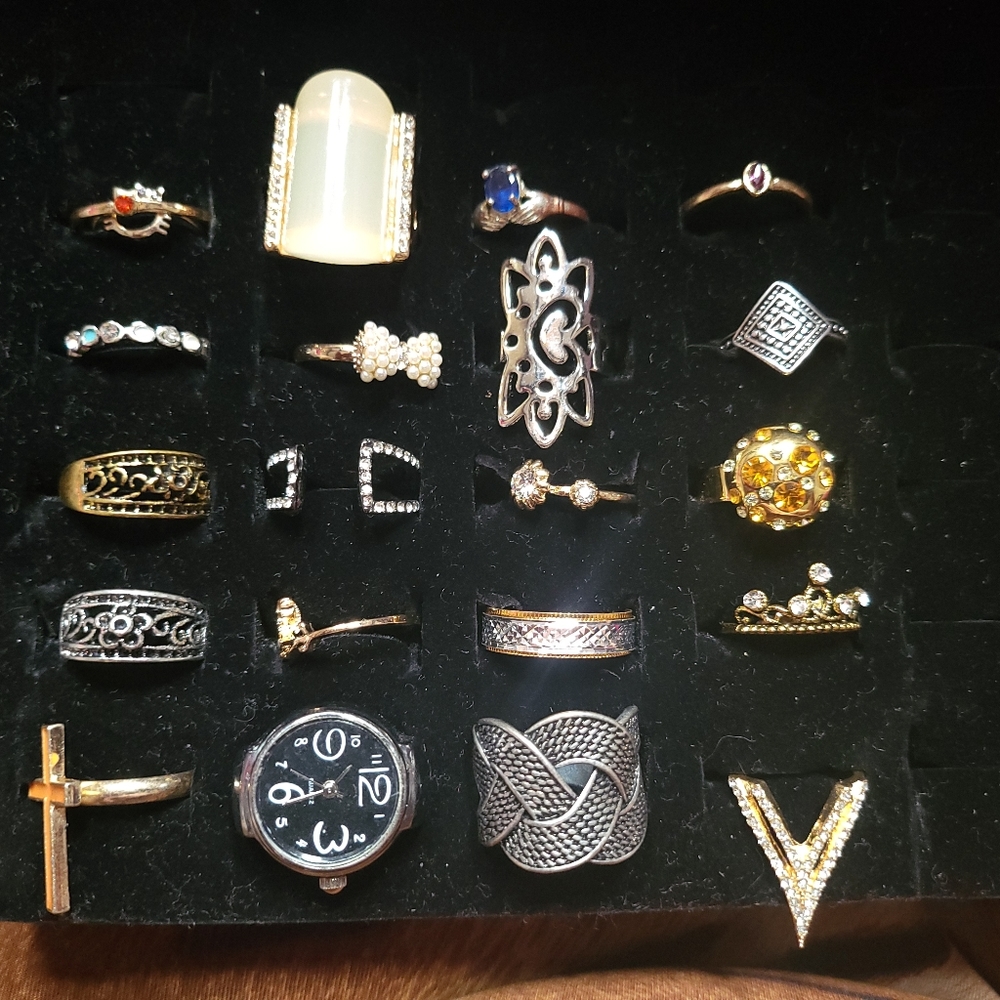Ring lot #22